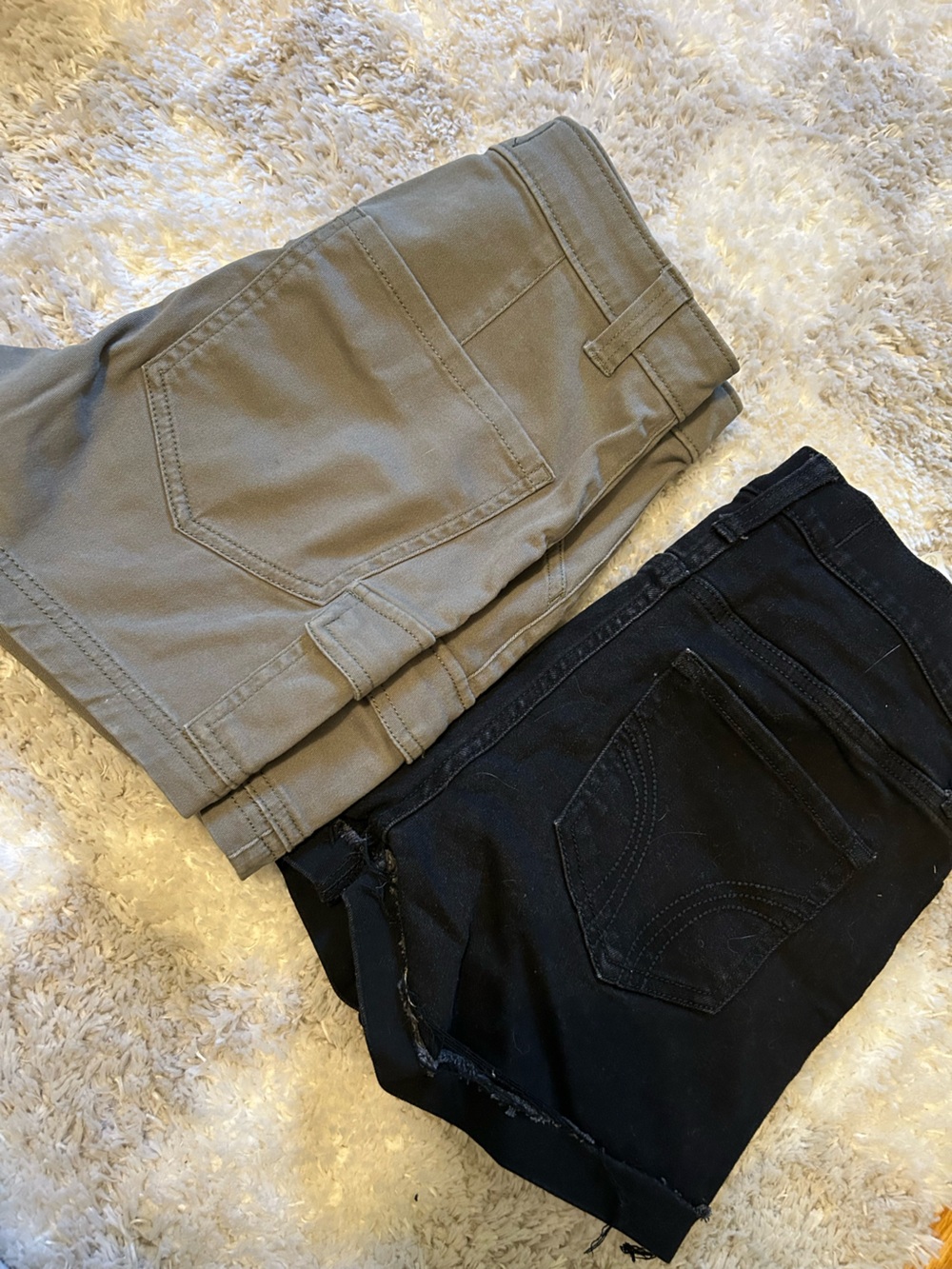 Hollister Olive Green and Black Women's Shorts - Pair